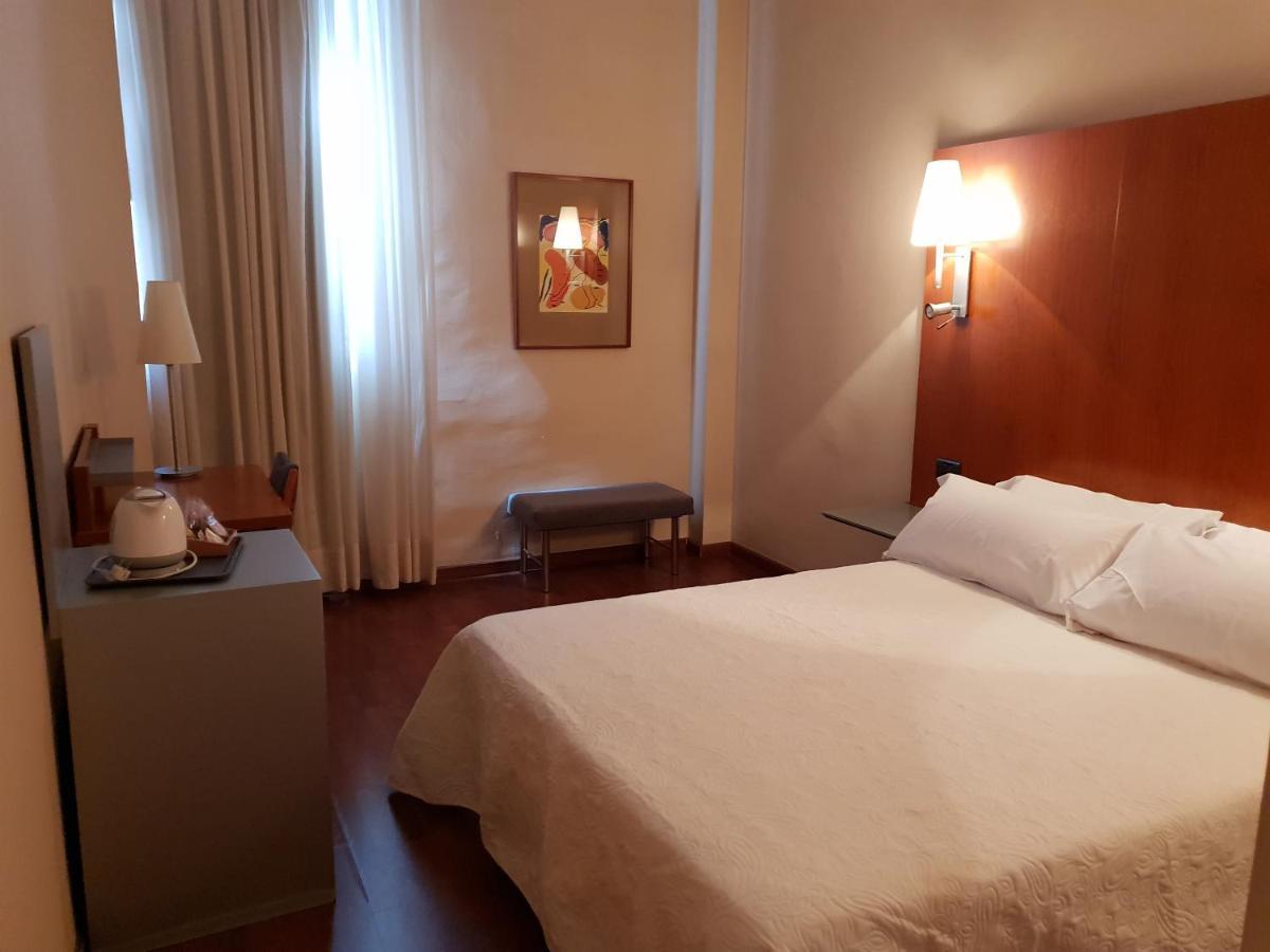 Sant Bonifaci Petrer Hotel Elda Kültér fotó