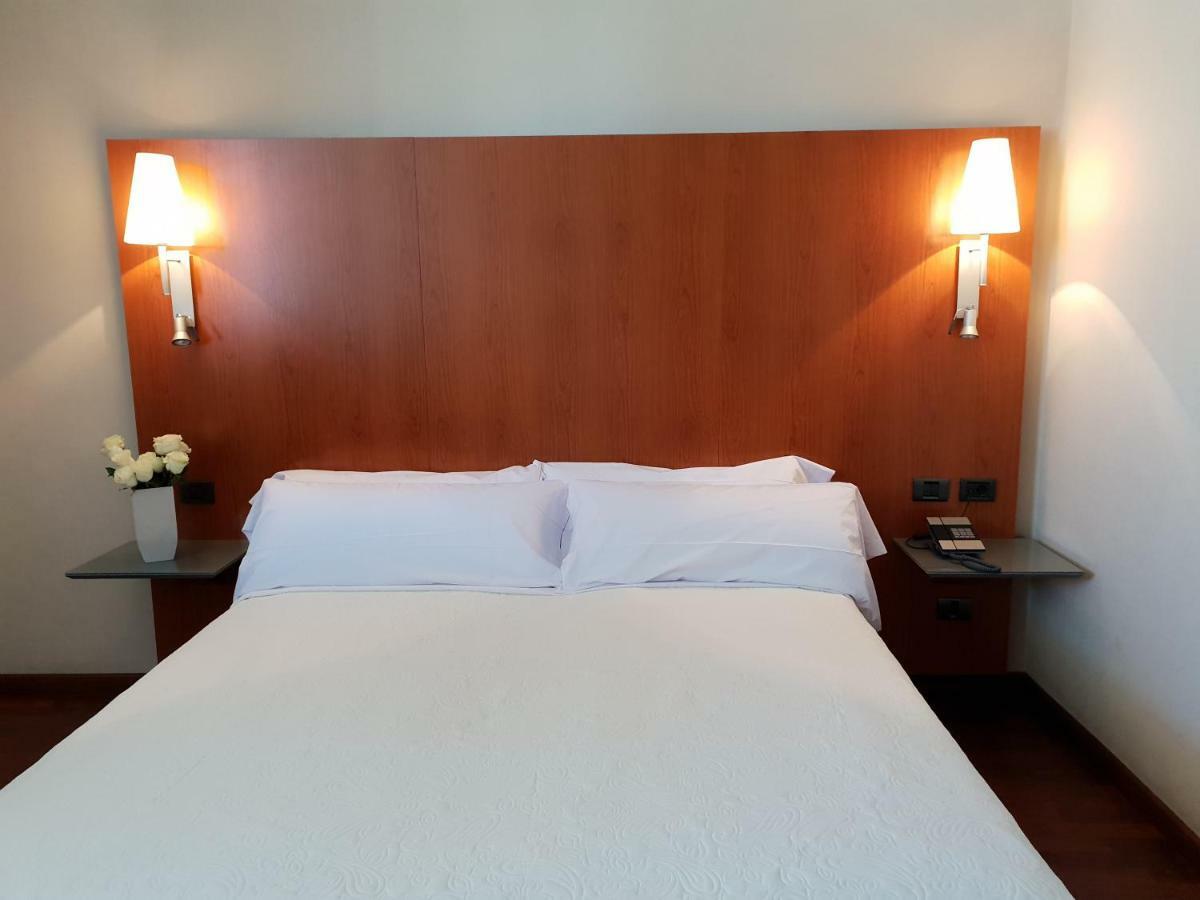 Sant Bonifaci Petrer Hotel Elda Kültér fotó